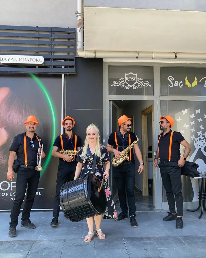Bando Roll galeri