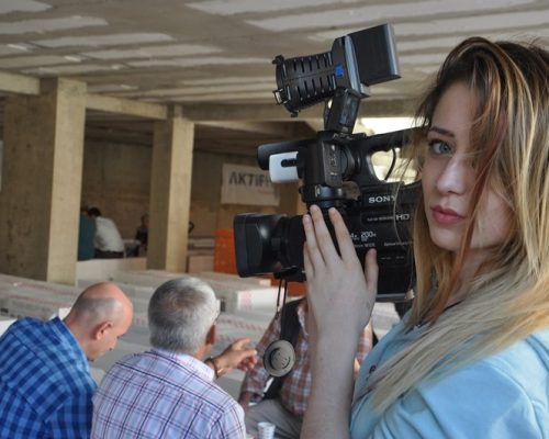 Bayan düğünlerine özel bayan orkestra ve bayan kameraman hizmeti